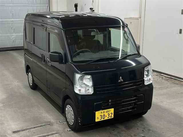 379 Mitsubishi Minicab van DS17V 2019 г. (MIRIVE Saitama)